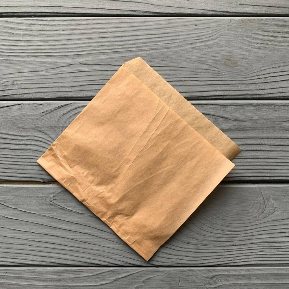 Уголок коричневый 150х140 мм 40гр/м2 (средняя жиростойкость) 224Ф