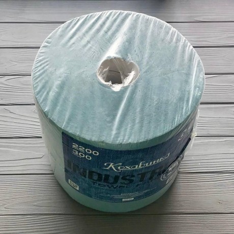 Полотенце бумажное рулон Кохавинка синий 300 метров/2200 отрывов (1рул/уп)