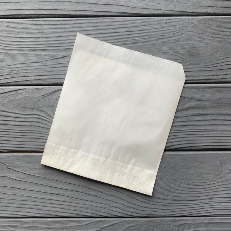 Уголок бумажный белый 160х140 мм 197Ф