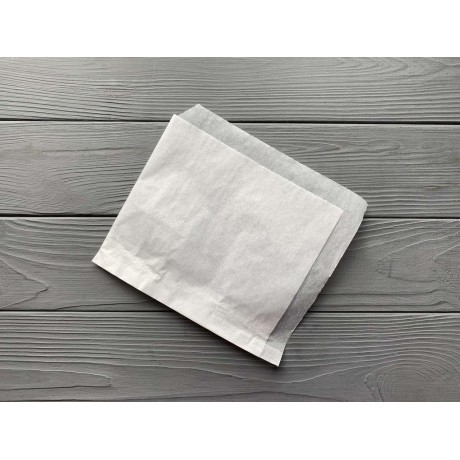 Уголок бумажный белый 170х170 мм 142Ф